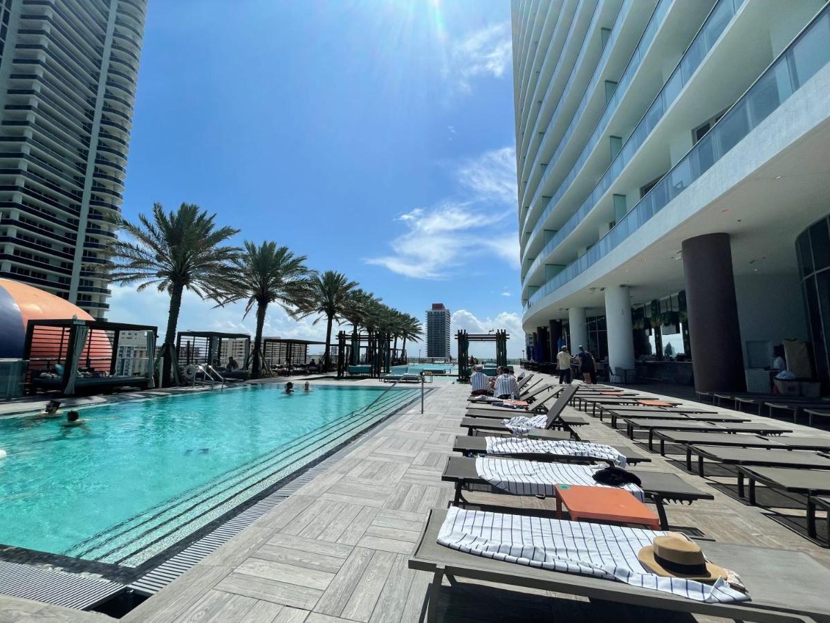Stay At The Top With Amazing Views By Rent4Us Hollywood Exterior foto